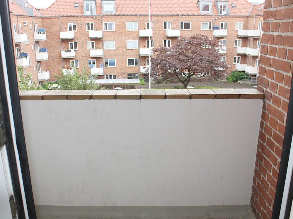 Oesterbrogade-24-2-tv-ledig-lejlighed-altan-baggaard-vejle-2 værelses lejlighed med altan